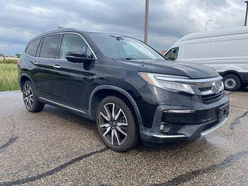 2019 Honda Pilot Touring 8-Passenger