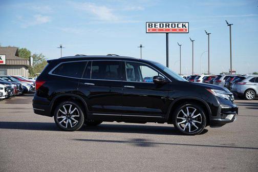 2019 Honda Pilot Touring 8-Passenger