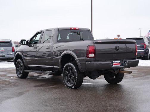 2018 RAM 2500 Laramie Crew Cab 4x4 6'4' Box