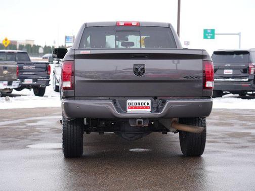2018 RAM 2500 Laramie Crew Cab 4x4 6'4' Box
