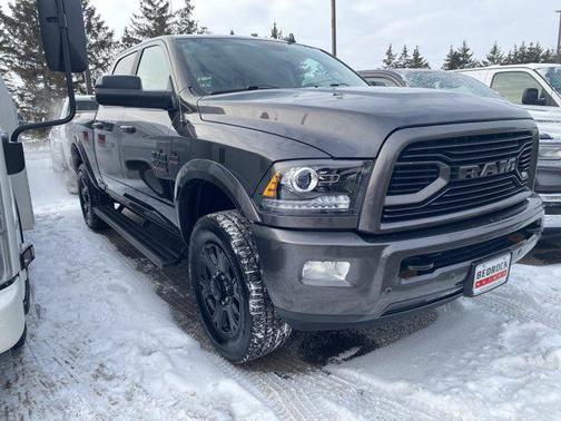 2018 RAM 2500 Laramie Crew Cab 4x4 6'4' Box