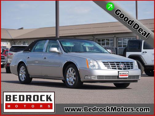 Light Platinum 2008 Cadillac DTS Base