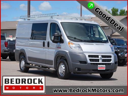 Bright Silver Metallic Clearcoat 2016 RAM ProMaster 1500 Low Roof