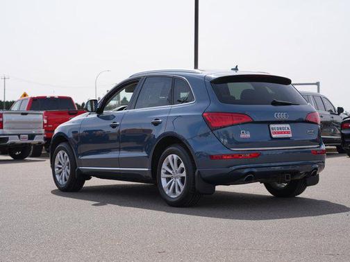 Utopia Blue Metallic 2016 Audi Q5 2.0T Premium Plus