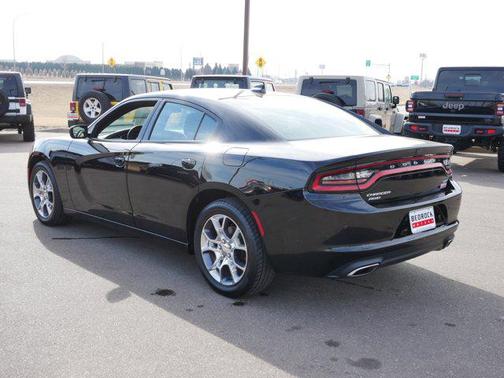 2016 Dodge Charger SXT