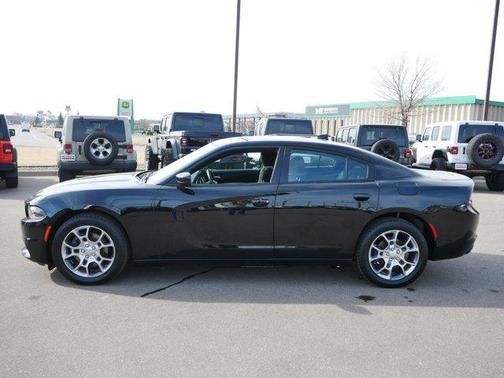 2016 Dodge Charger SXT