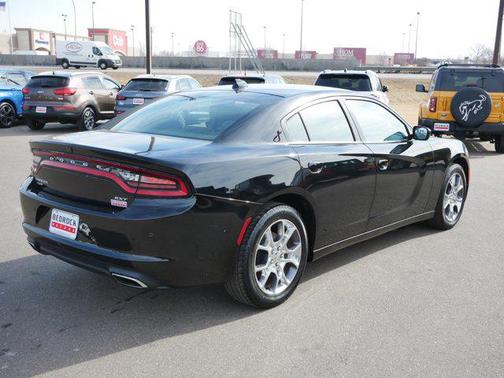 2016 Dodge Charger SXT
