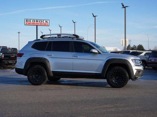 2019 Volkswagen Atlas 3.6L SE w/Technology