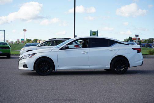 2021 Nissan Altima SR Intelligent AWD