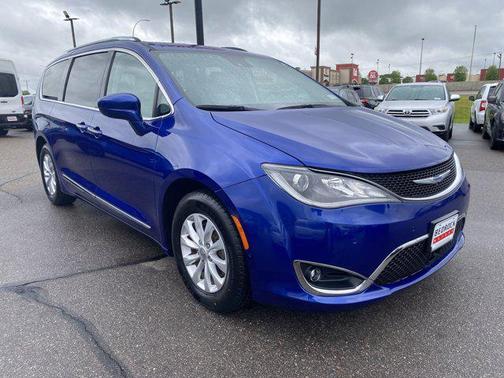 2018 Chrysler Pacifica Touring-L