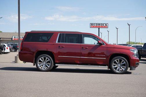 2017 Chevrolet Suburban LT