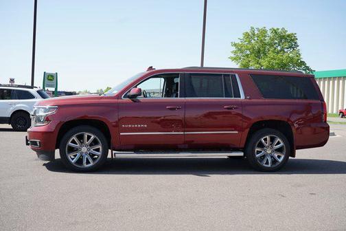 2017 Chevrolet Suburban LT