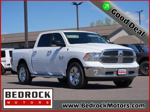 Bright White Clearcoat 2017 RAM 1500 Big Horn
