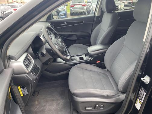 Ebony Black 2016 Kia Sorento LX