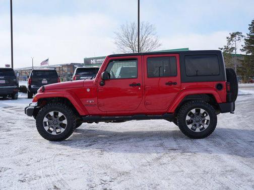 2016 Jeep Wrangler Unlimited Sahara