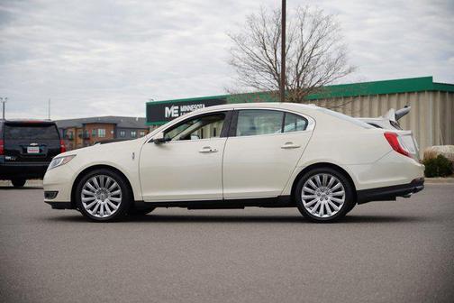 2014 Lincoln MKS Base