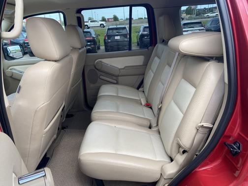 Vivid Red Metallic 2008 Mercury Mountaineer Base