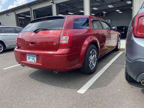 2005 Dodge Magnum RT