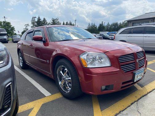 2005 Dodge Magnum RT