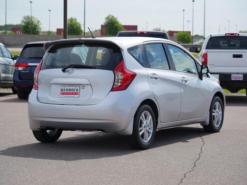 Brilliant Silver Metallic 2014 Nissan Versa Note S Plus