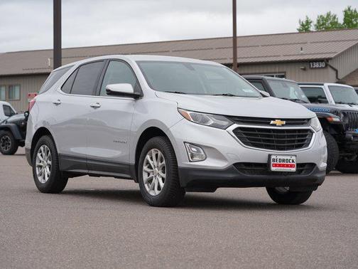 Silver Ice Metallic 2019 Chevrolet Equinox 1LT
