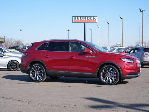 2021 Lincoln Nautilus Reserve