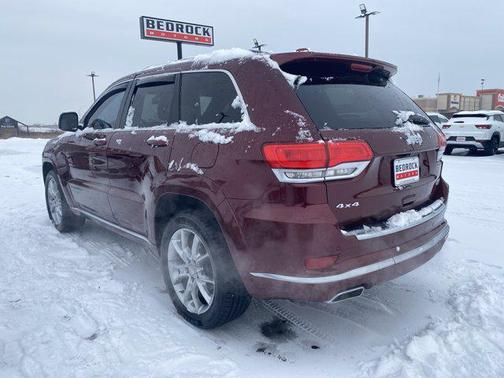2016 Jeep Grand Cherokee Summit