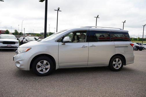 2014 Nissan Quest SV