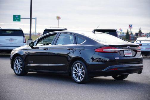 2017 Ford Fusion Hybrid SE