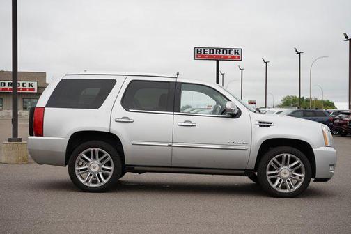 2013 Cadillac Escalade Platinum Edition