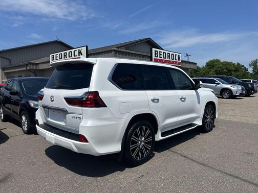 Starfire Pearl 2016 Lexus LX 570 Base