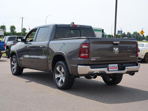 Granite Crystal Metallic Clearcoat 2019 RAM 1500 Laramie