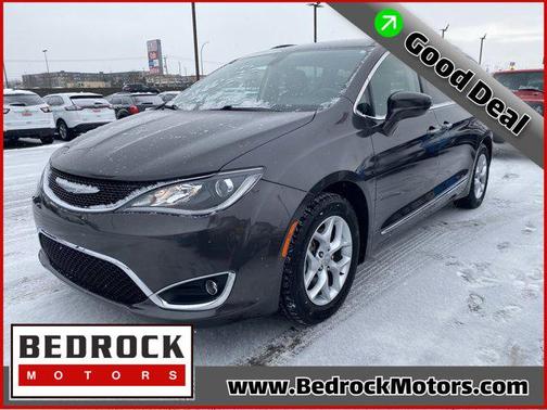 2018 Chrysler Pacifica Touring-L