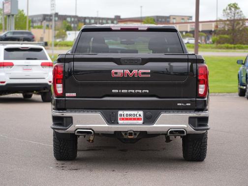 Ebony Twilight Metallic 2021 GMC Sierra 1500 SLE