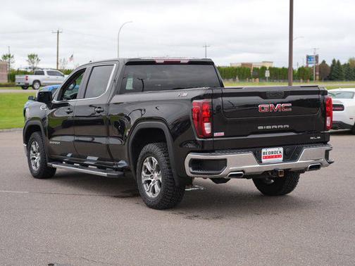 Ebony Twilight Metallic 2021 GMC Sierra 1500 SLE