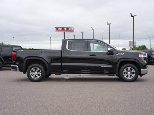 Ebony Twilight Metallic 2021 GMC Sierra 1500 SLE
