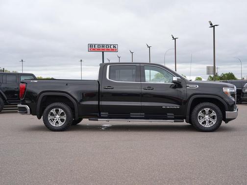 Ebony Twilight Metallic 2021 GMC Sierra 1500 SLE