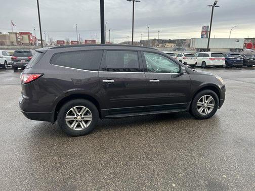 Sable Metallic 2015 Chevrolet Traverse 2LT