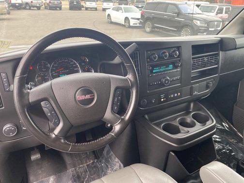 2023 GMC Savana 2500 Work Van