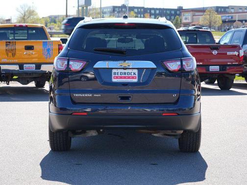 Blue Velvet Metallic 2017 Chevrolet Traverse 1LT