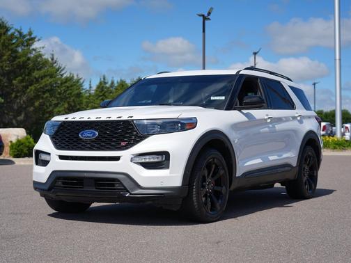 Star White Metallic Tri-Coat 2020 Ford Explorer ST