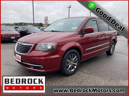 2015 Chrysler Town & Country S