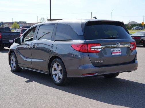 Modern Steel Metallic 2018 Honda Odyssey EX-L