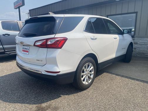 Iridescent Pearl Tricoat 2018 Chevrolet Equinox LT