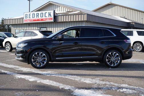 2022 Lincoln Nautilus Reserve