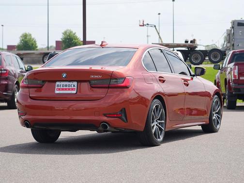 Sunset Orange Metallic 2021 BMW 330 330i