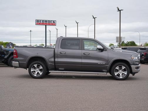 Granite Crystal Metallic Clearcoat 2020 RAM 1500 Laramie