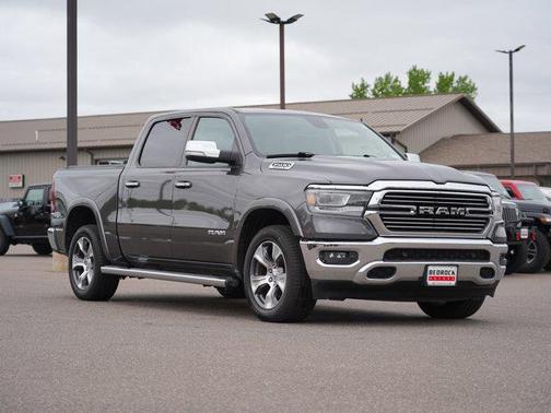 Granite Crystal Metallic Clearcoat 2020 RAM 1500 Laramie