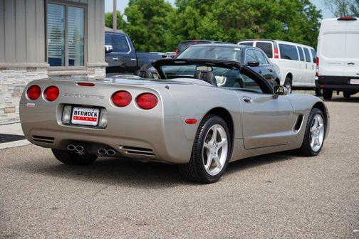 2001 Chevrolet Corvette Base