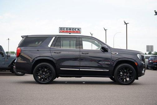 2023 GMC Yukon SLT